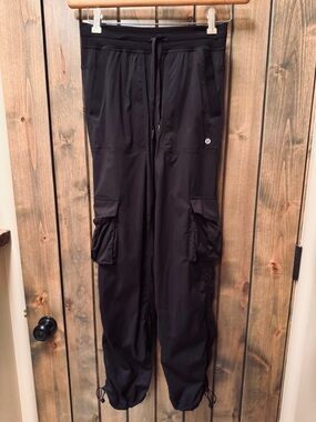 Lululemon Black Dance Studio Cargo Pants XS